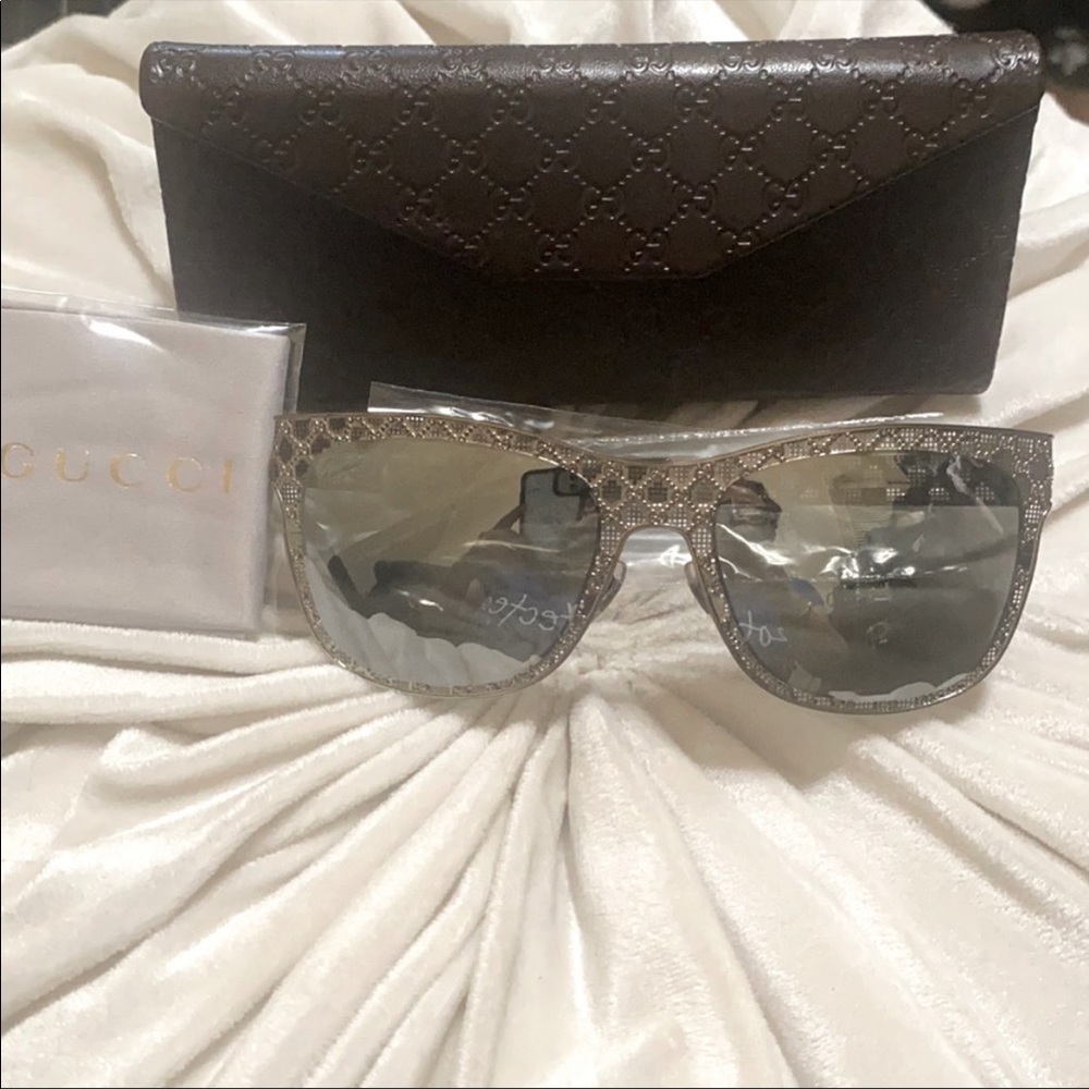 Gucci sunglasses